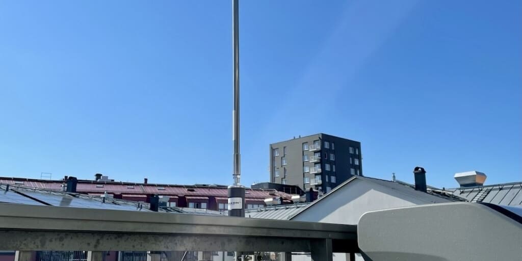 Working a DXCC Award from a City Apartment